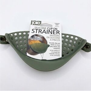 Joie Green Silicone Clip-On Strainer
